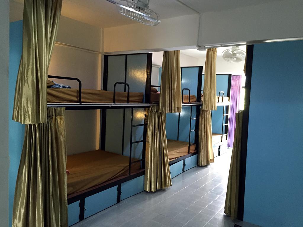 Zoe Hostel Chiang Mai Bilik gambar